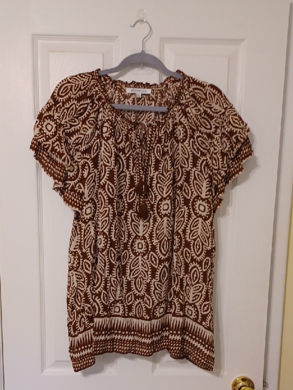 Rose & Olive Sz 2X, Brown and Cream Paisley Peasant Blouse